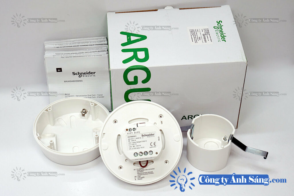 Cam bien hong ngoai va sieu am Schneider CCT551011 (3) www.congtyanhsang.com
